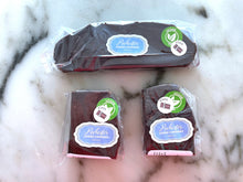 Load image into Gallery viewer, Vegan Mint Cookie Fudge - 1/2 Pound - Rochester Fudge
